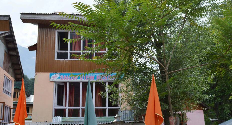 New Snow View Resort, Pahalgam 1